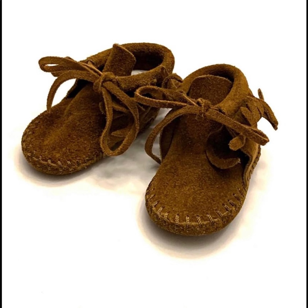 Minnetonka baby moccasins size 1